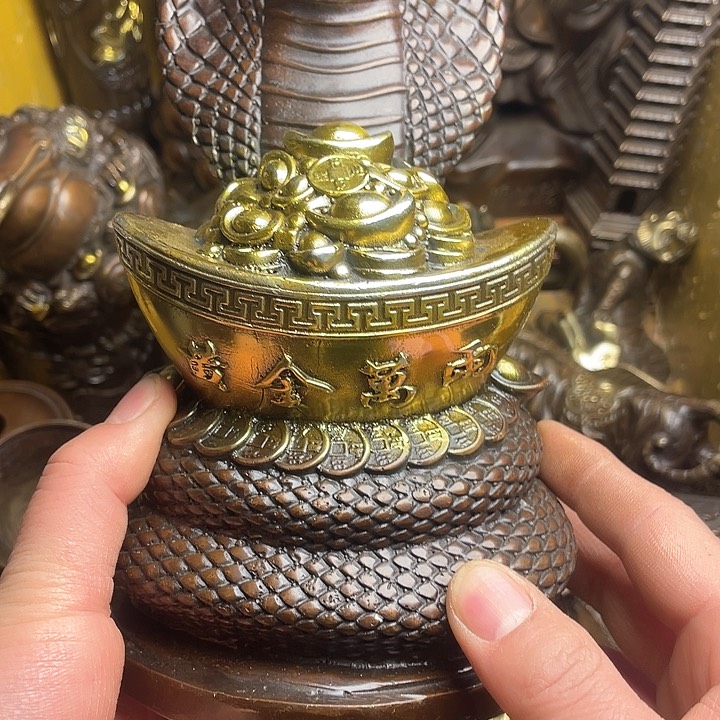 诚信经营铜器摆件