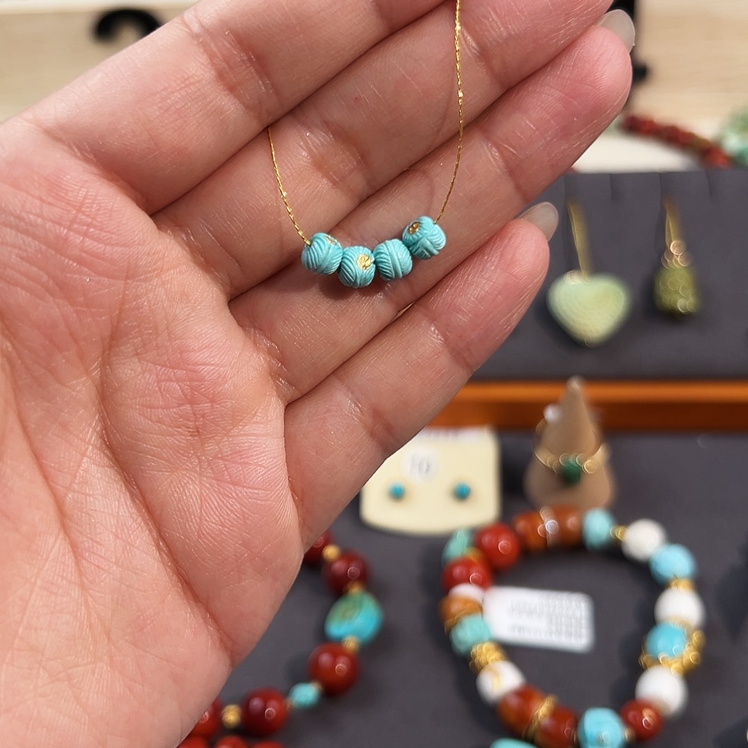 绿松石未镶嵌把件羽毛扣配饰