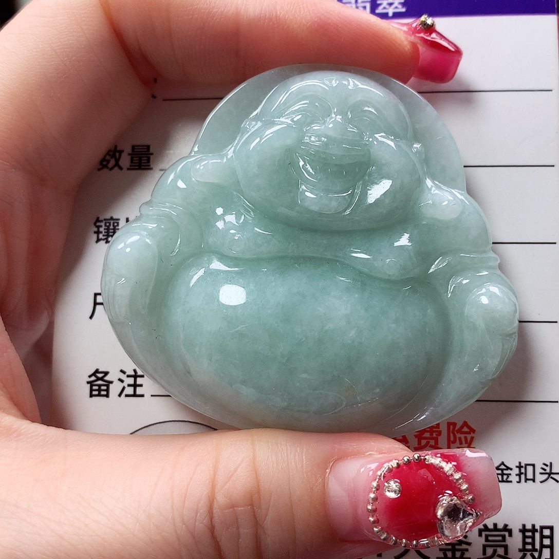 翡翠颈饰未镶嵌小*椒佛公