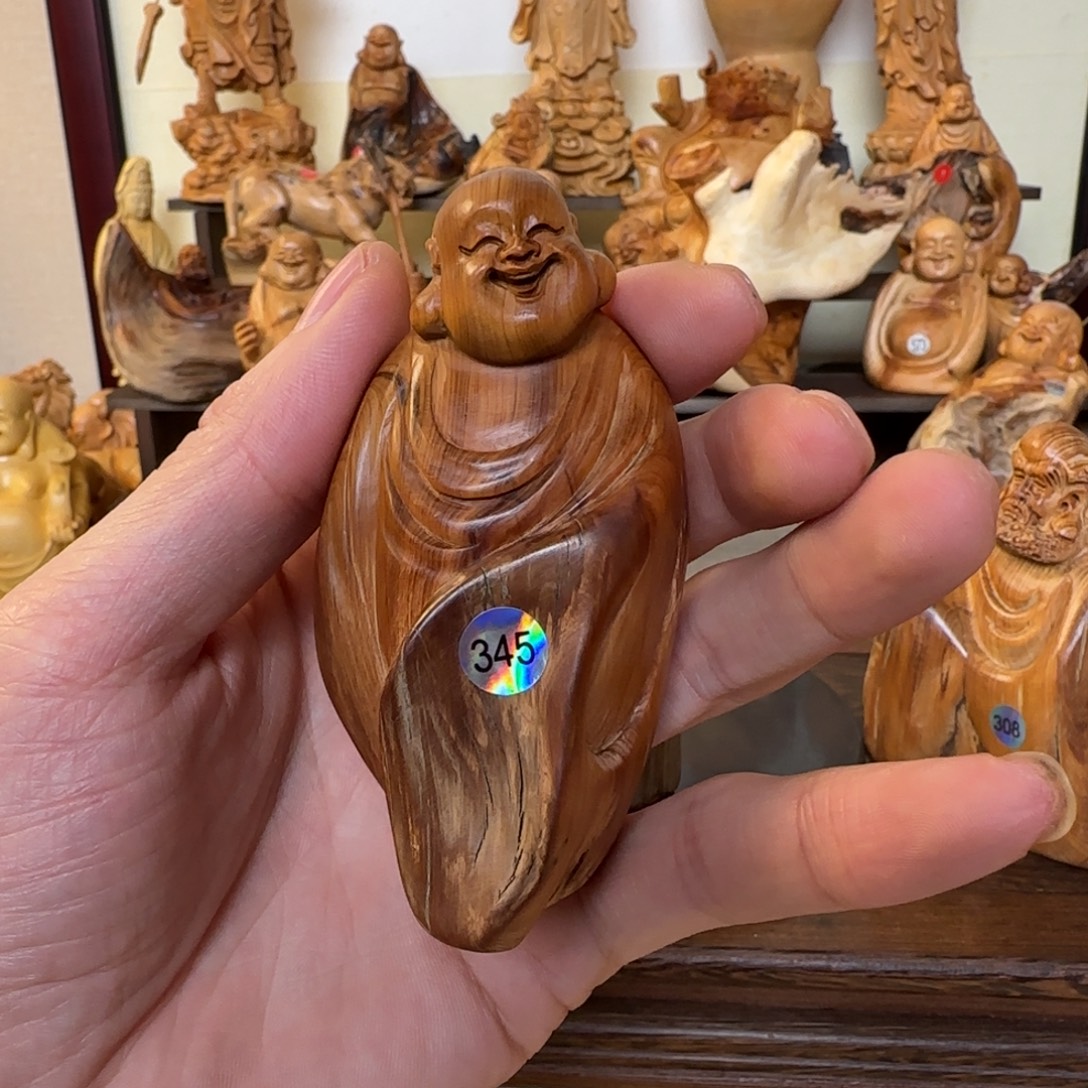 崖柏小木匠艺雕一物一拍