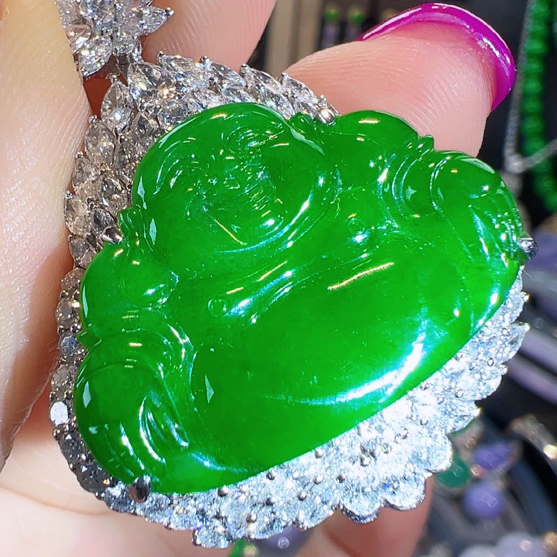 翡翠颈饰18K金镶嵌签收后24小时鉴赏期