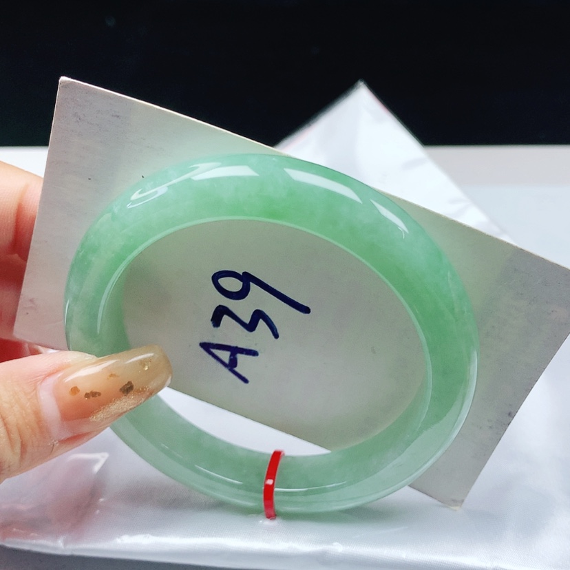 【闪购商品】翡翠手镯未镶嵌 正圈54+