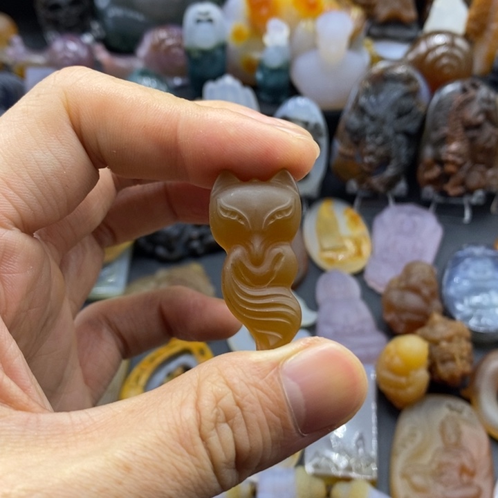 玛瑙/玉髓未镶嵌颈饰