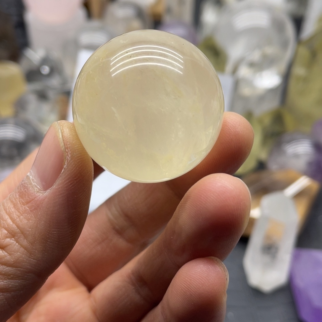 水晶233未镶嵌黄水晶