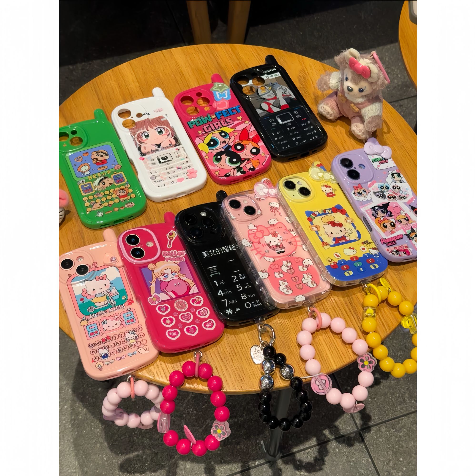 可爱卡通大哥大珠链适用苹果16/15promax手机壳14/13创意12/11软