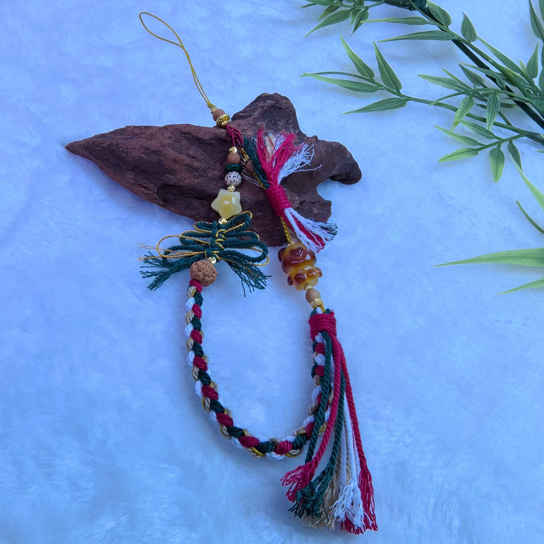 【蜜语】原矿天然蜜蜡小熊美拉德系 手工编织绳手机挂