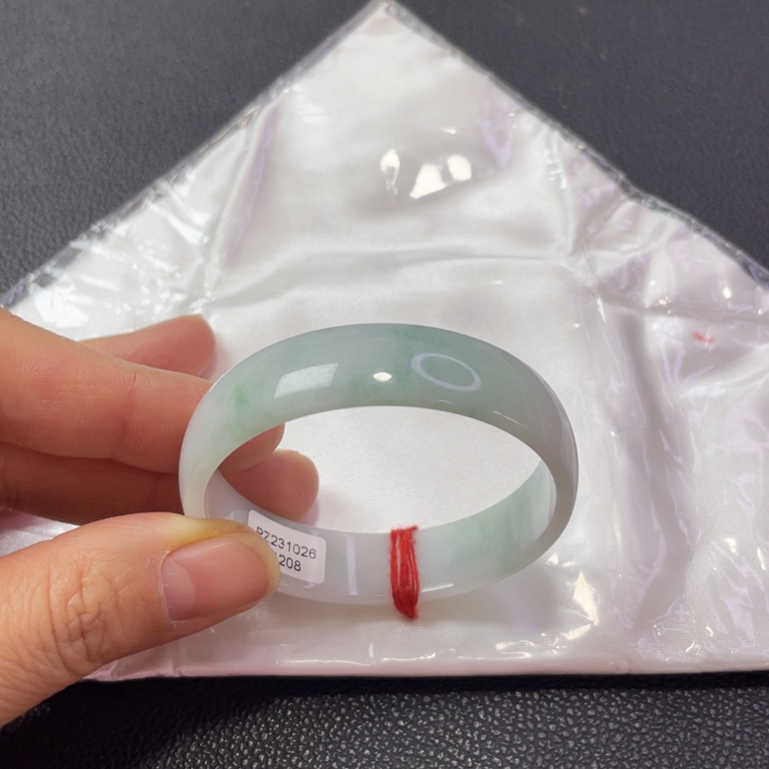 翡翠未镶嵌手镯公主镯52.8宽13.2厚6.5