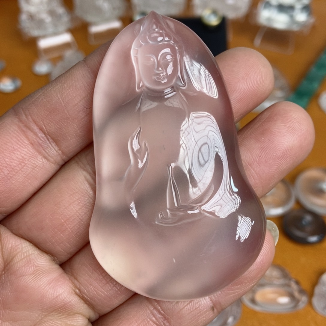 石英质玉观音未镶嵌