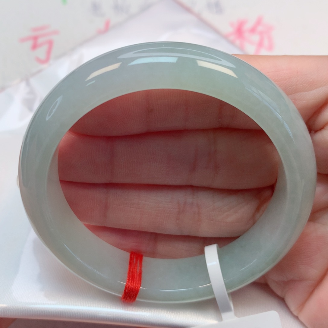 翡翠未镶嵌手镯54.6圈 茶底 小微瑕