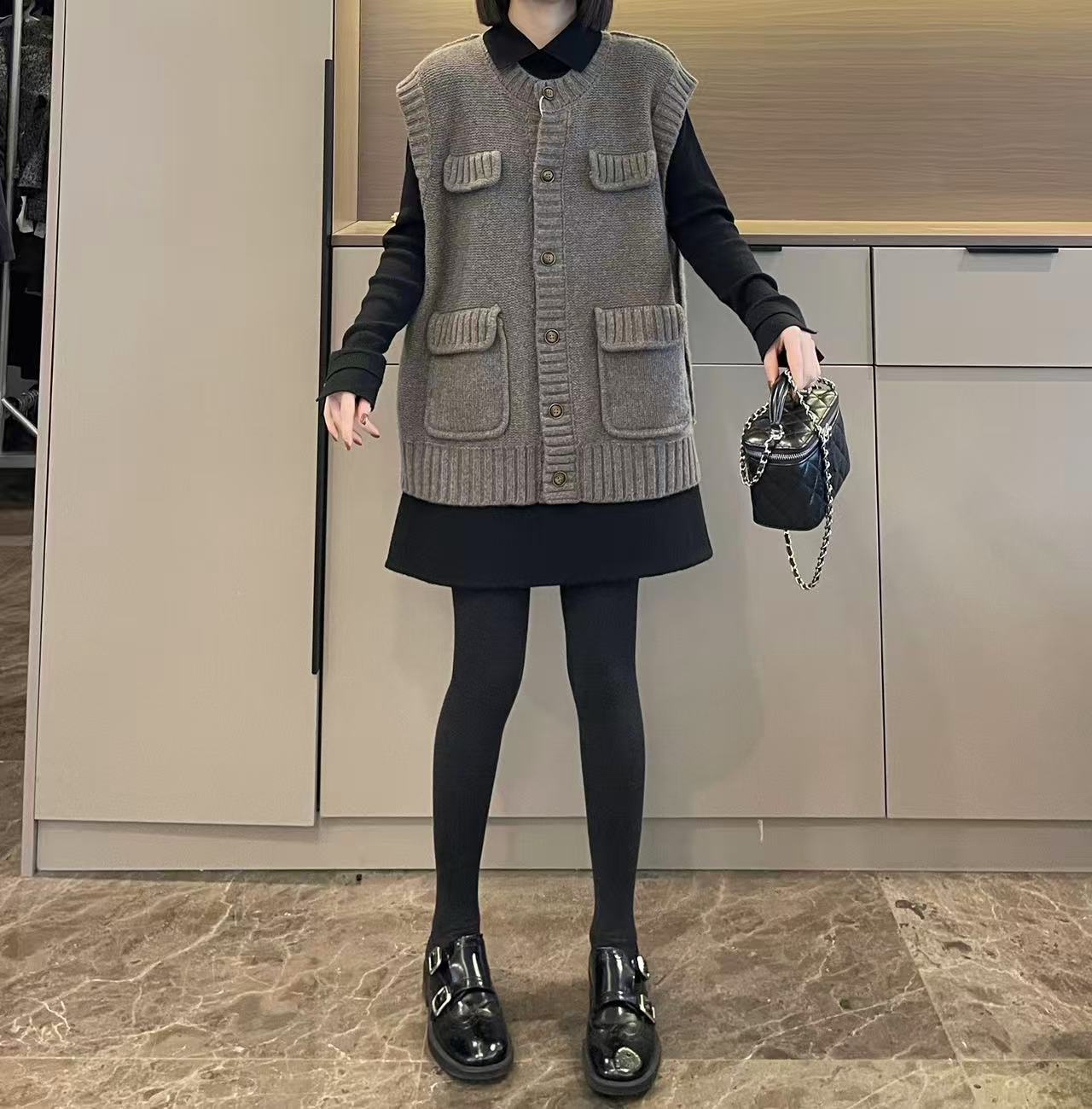 米可/MK-3256ZJ【无袖坎肩大口袋针织马甲】时尚冬季新款针织马甲