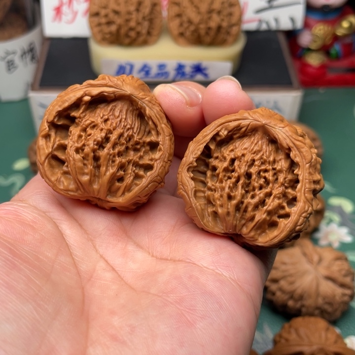 【闪购商品】文玩核桃把件37虎头聚宝盆