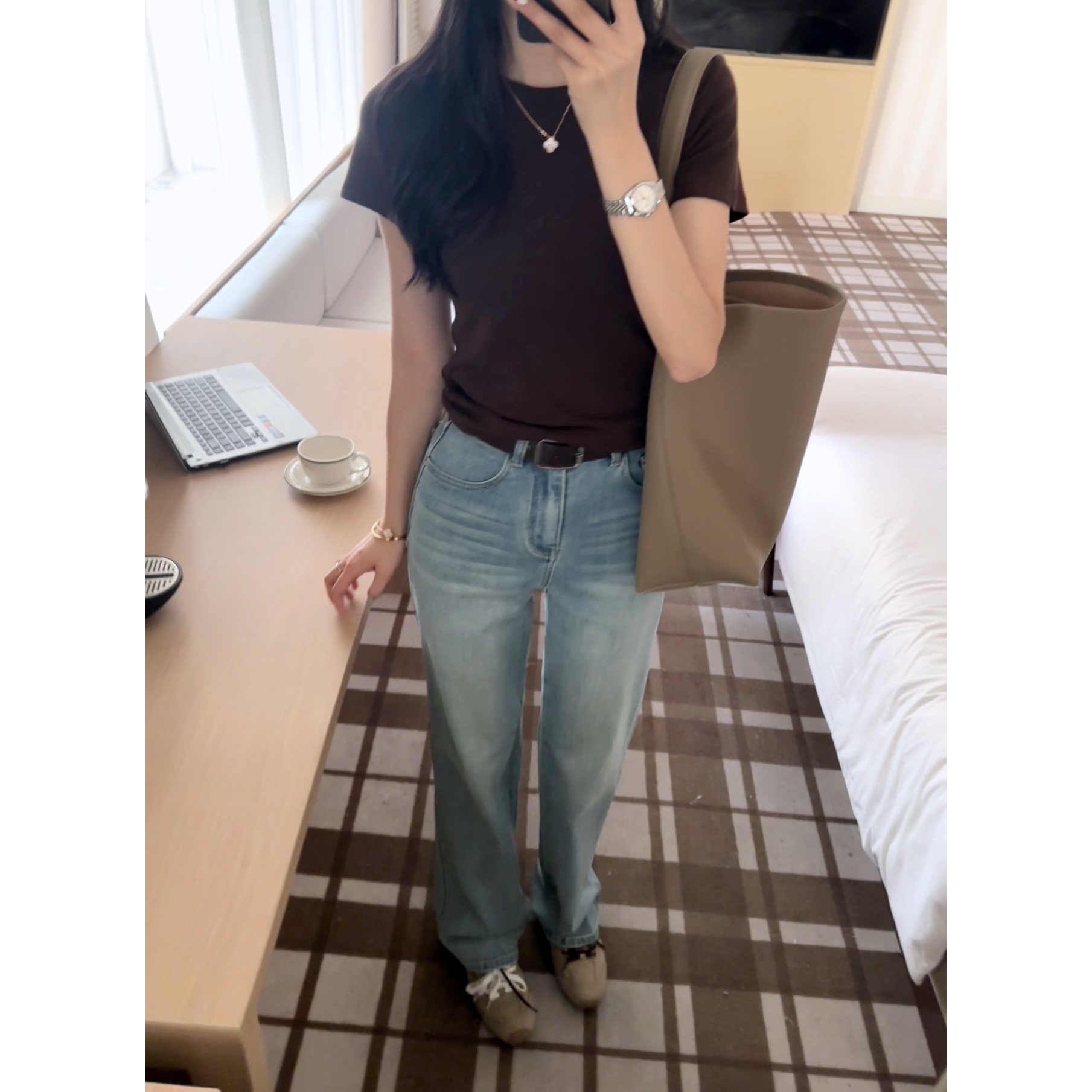 48H【窄版得神】加长高腰显瘦浅蓝色窄版直筒牛仔裤 SU103