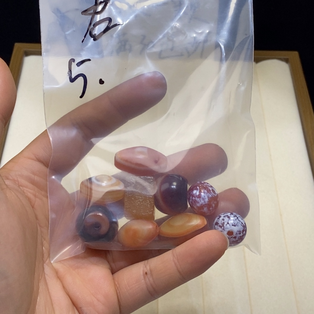 君***玛瑙/玉髓未镶嵌珠宝半成品