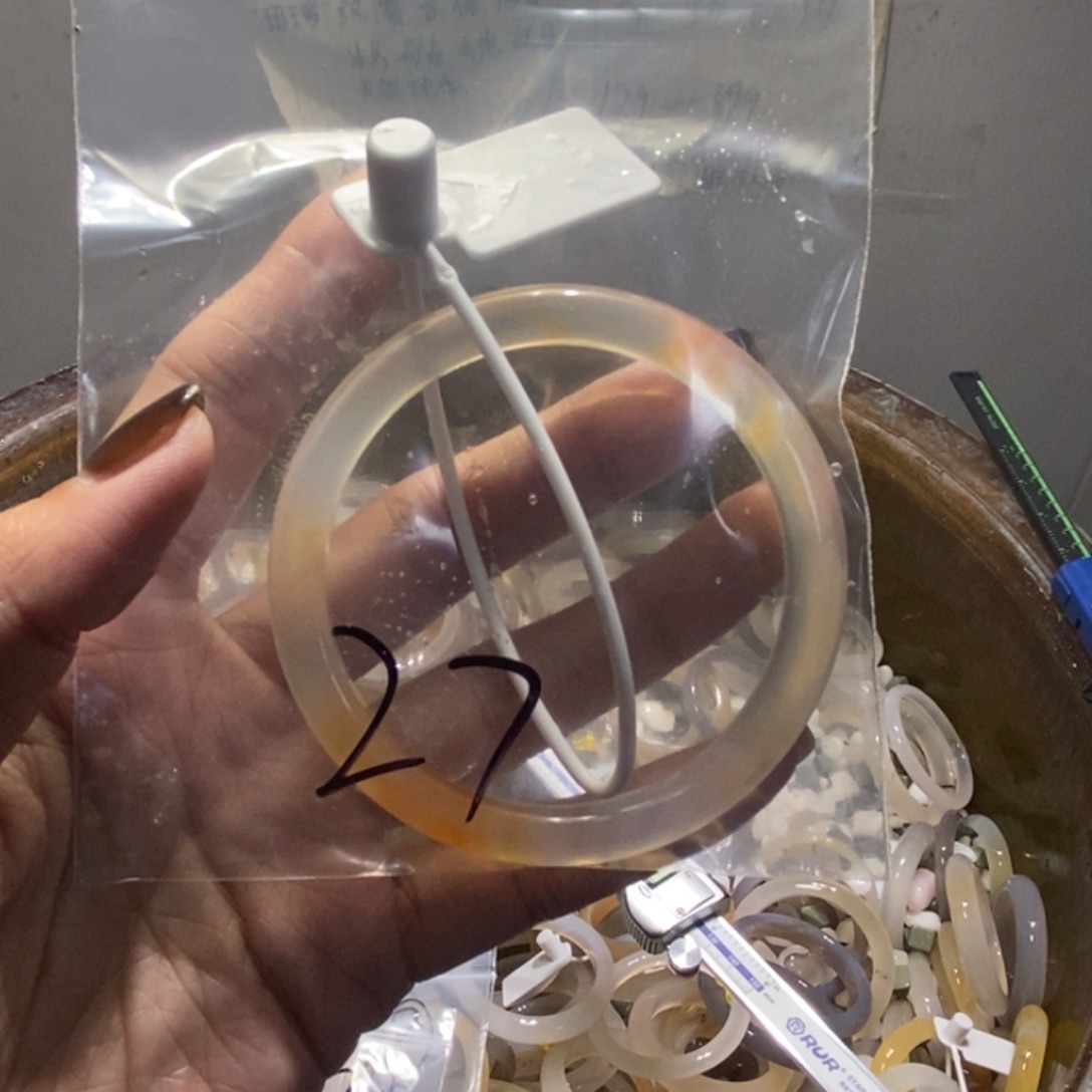 Q***茶玛瑙/玉髓未镶嵌手镯27号