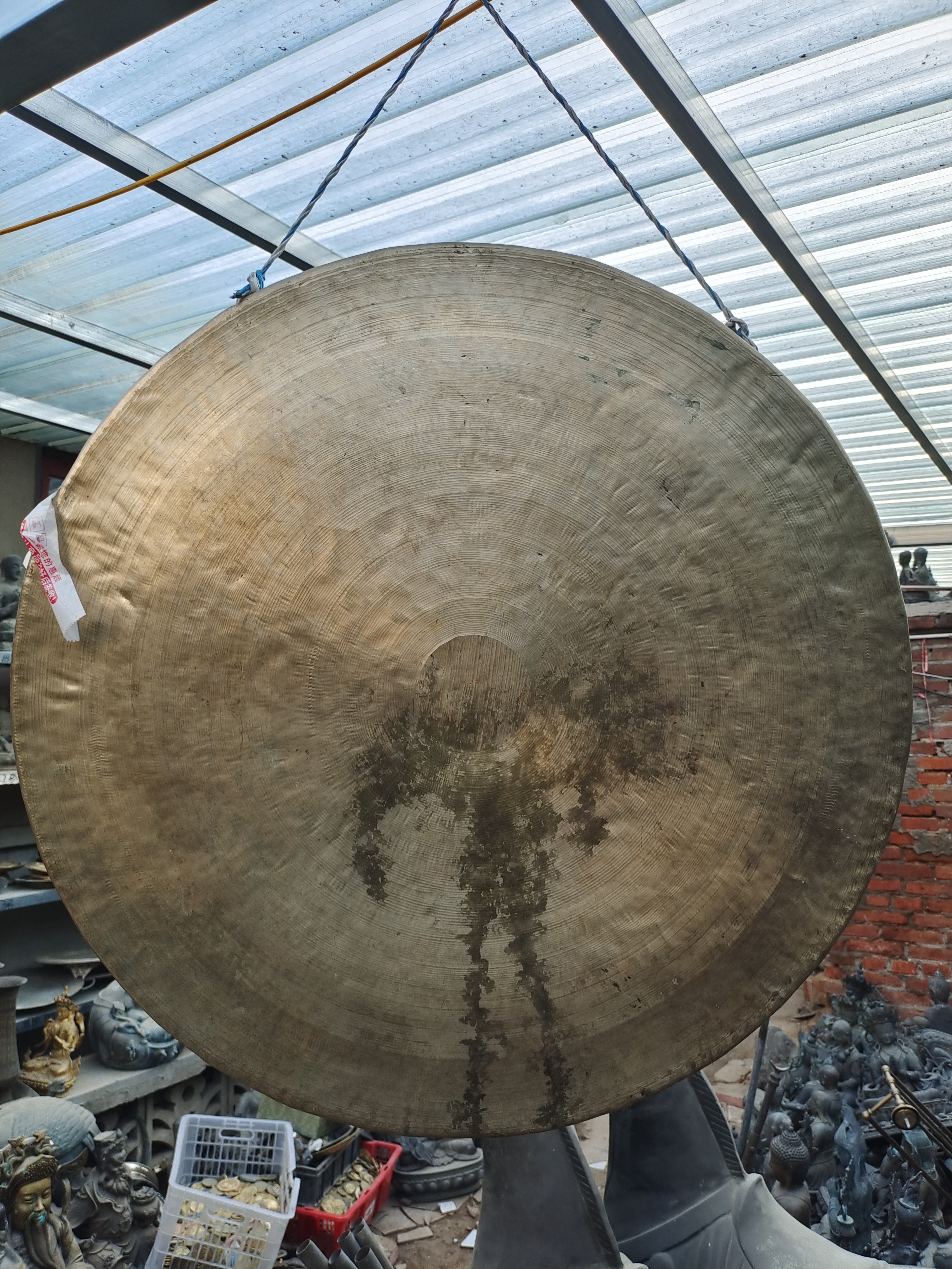 铜器，铜锣，重21.2斤。