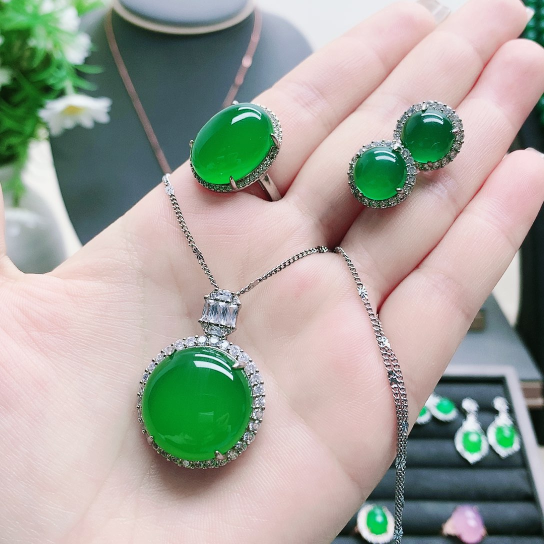 足银镶嵌戒指 吊坠 耳钉玛瑙/玉髓