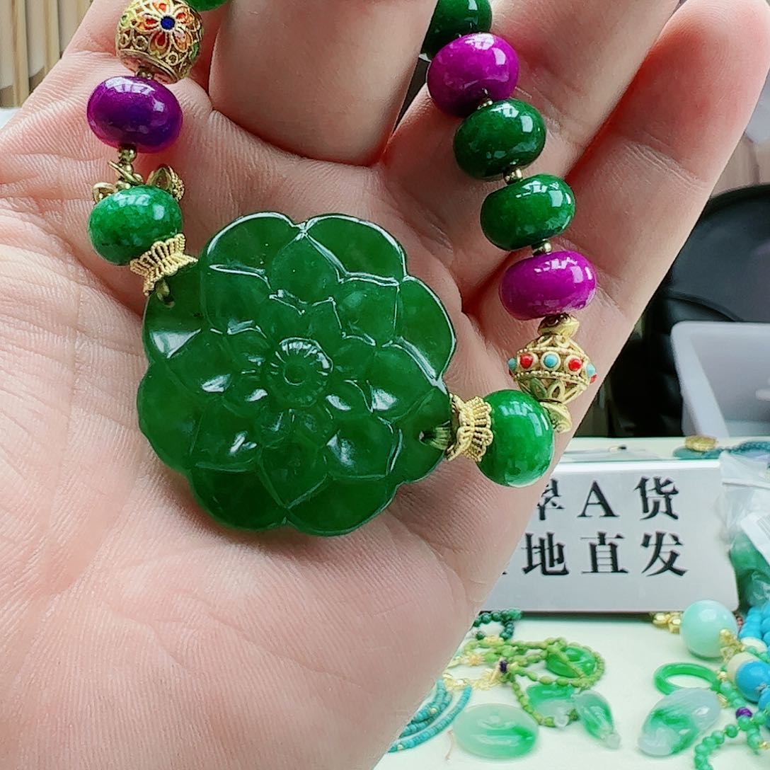 翡翠吊坠(赠链)银S925镶嵌