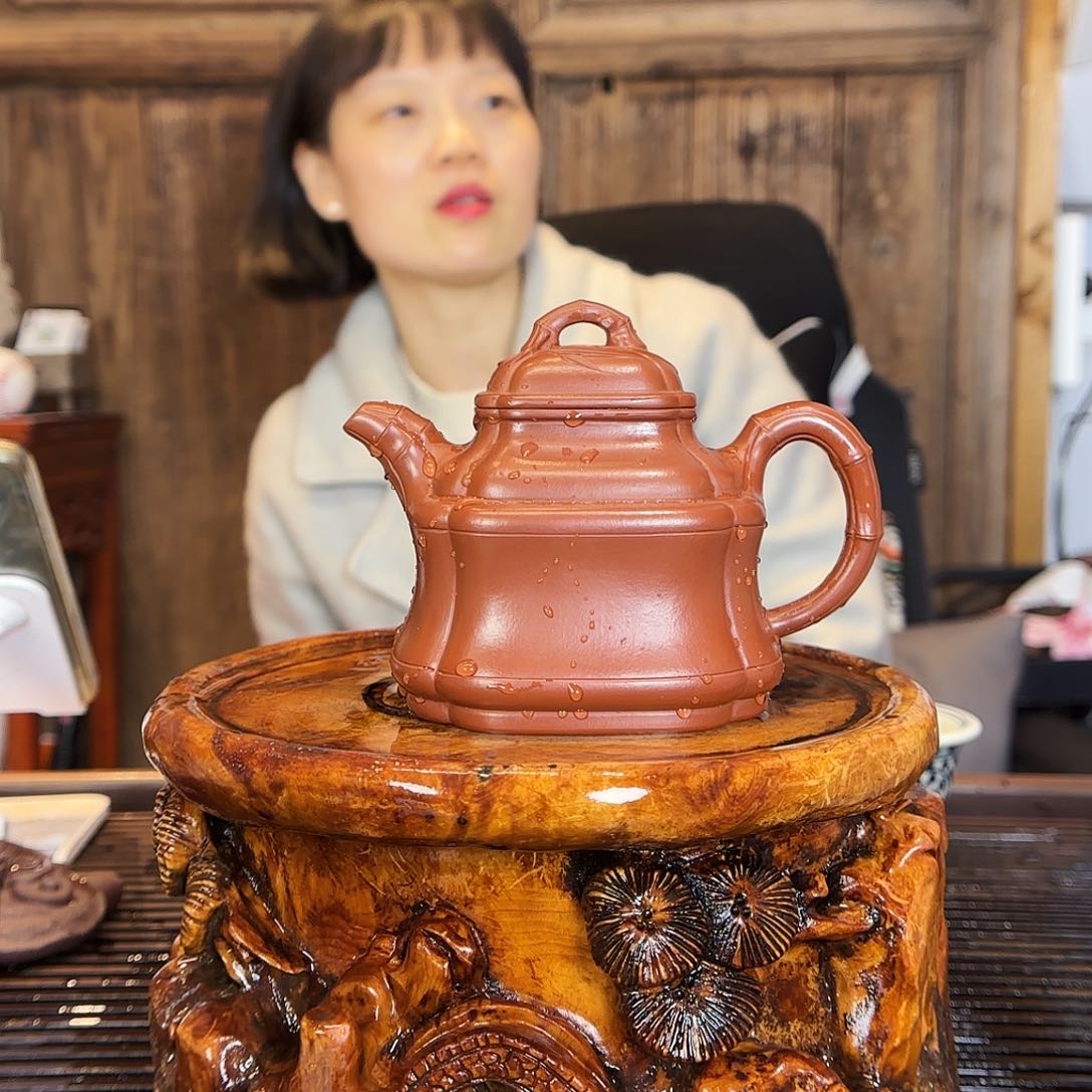 紫砂茶壶周春燕老师。400c