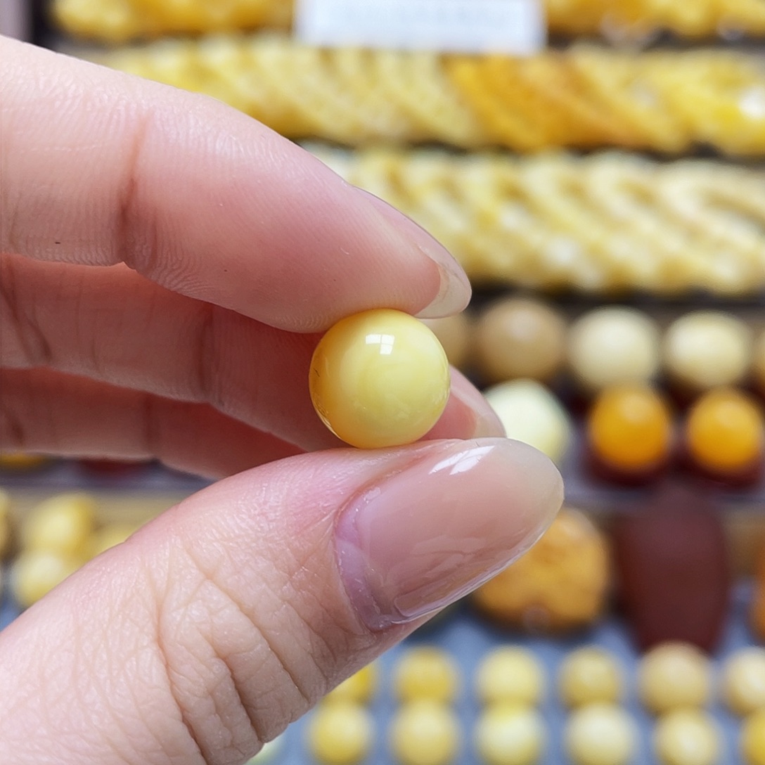 琥珀裸石未镶嵌蜜蜡圆珠10.3mm