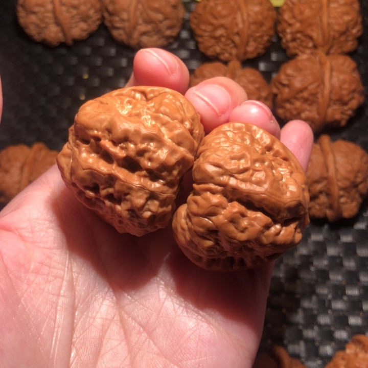 文玩核桃把件四开三角蛙40