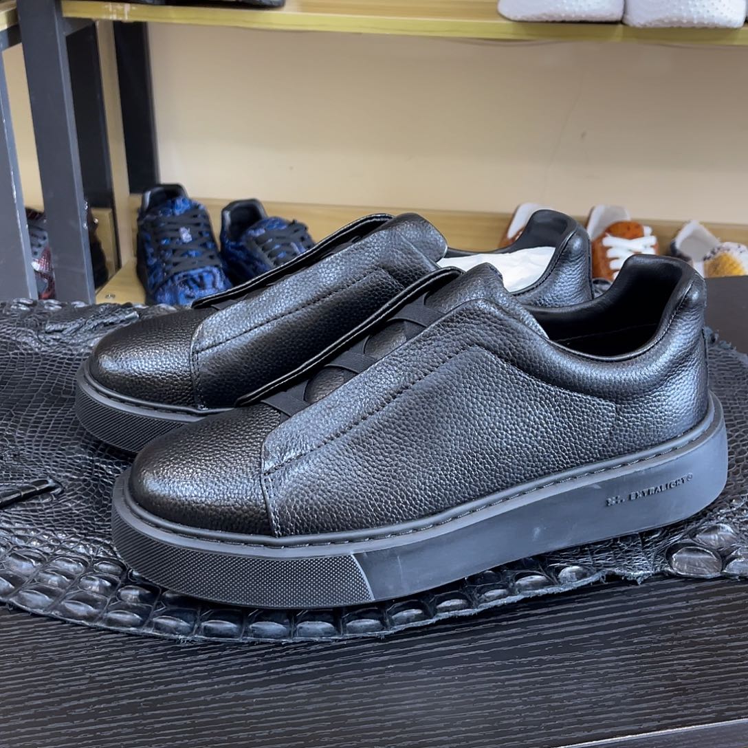 关***云9547款板鞋44码包邮