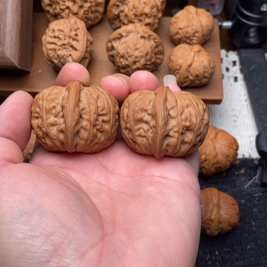 文玩核桃吊坠B****u元宝41