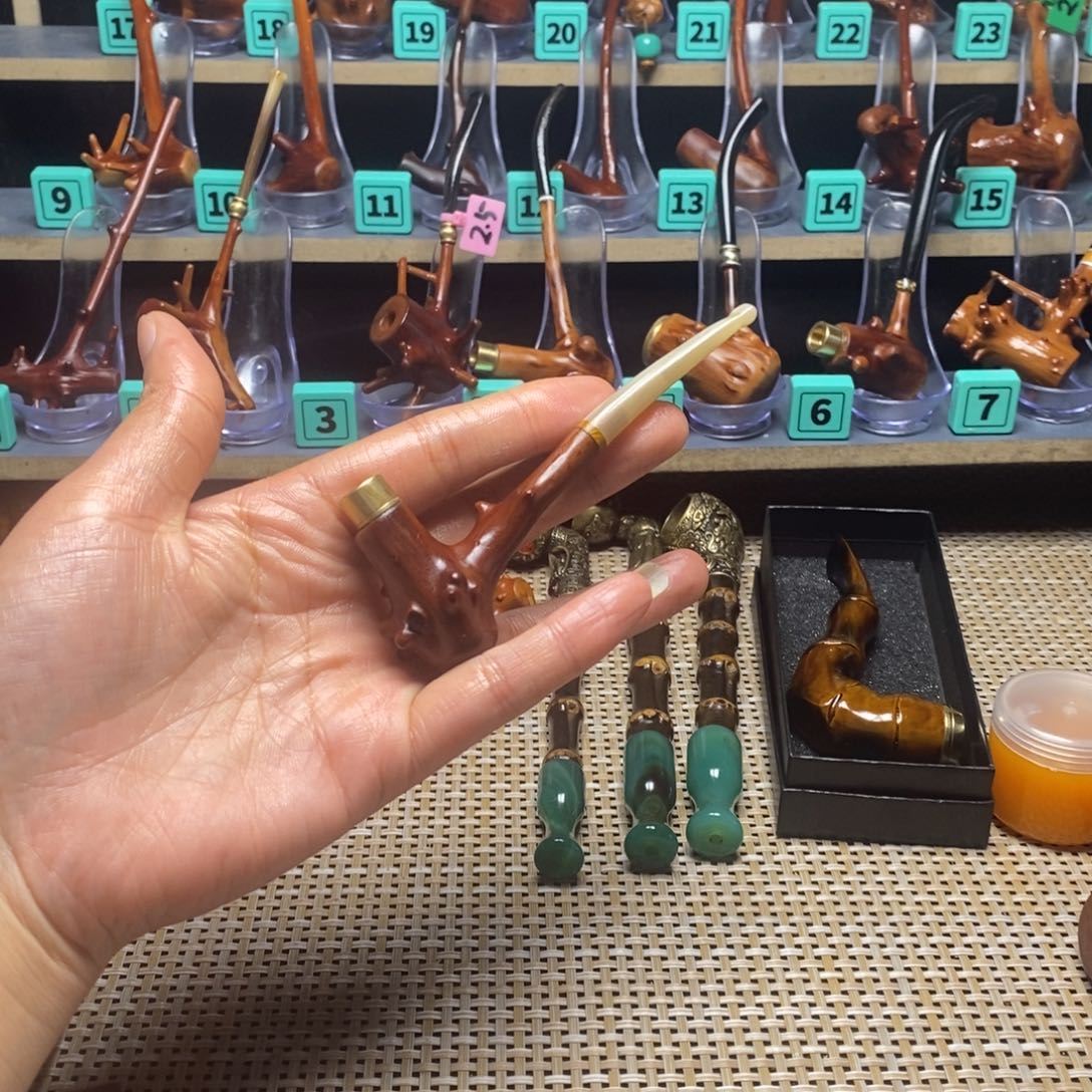 微****央檬子木烟斗。。。。。。。。。。。