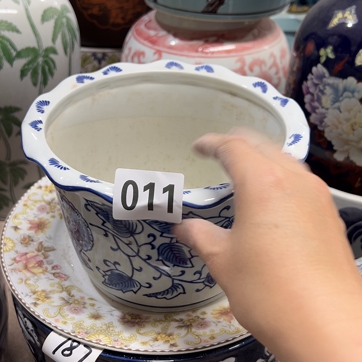 瓷片瑕。。。。。。。。。。。。。。