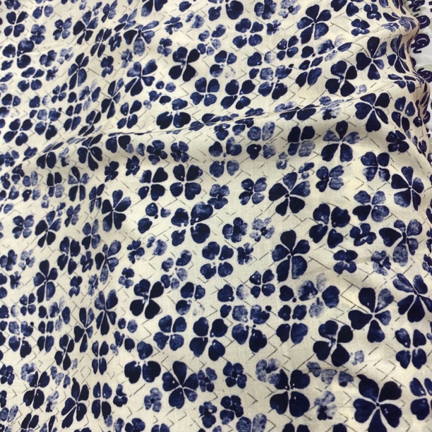 升级版精品天丝木棉.四叶花.春夏连衣裙旗袍面料轻薄透气