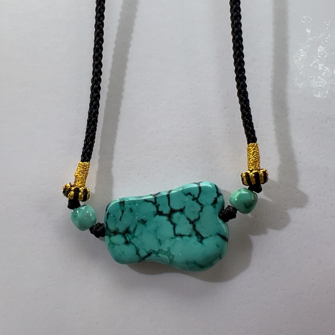 绿松石未镶嵌挂件