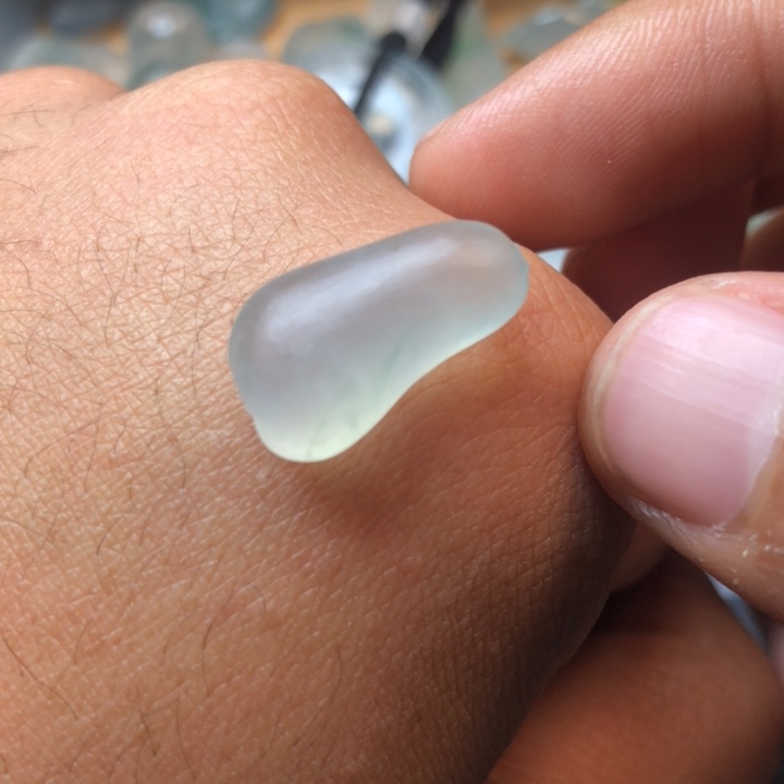 定制翡翠未镶嵌挂件