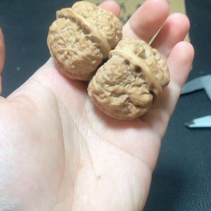 J***K文玩核桃吊坠蛤蟆