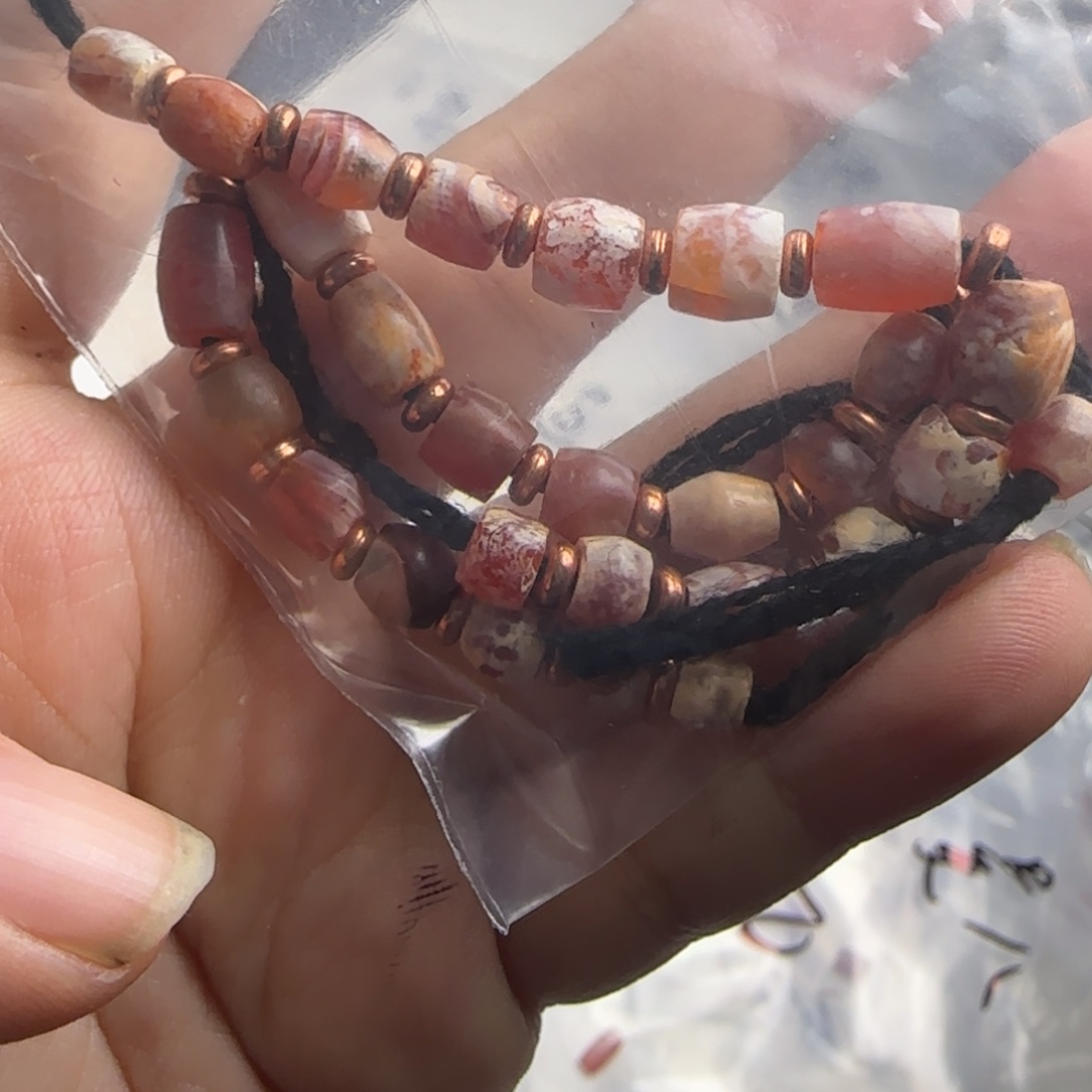 夏***风玛瑙/玉髓合金珠宝半成品