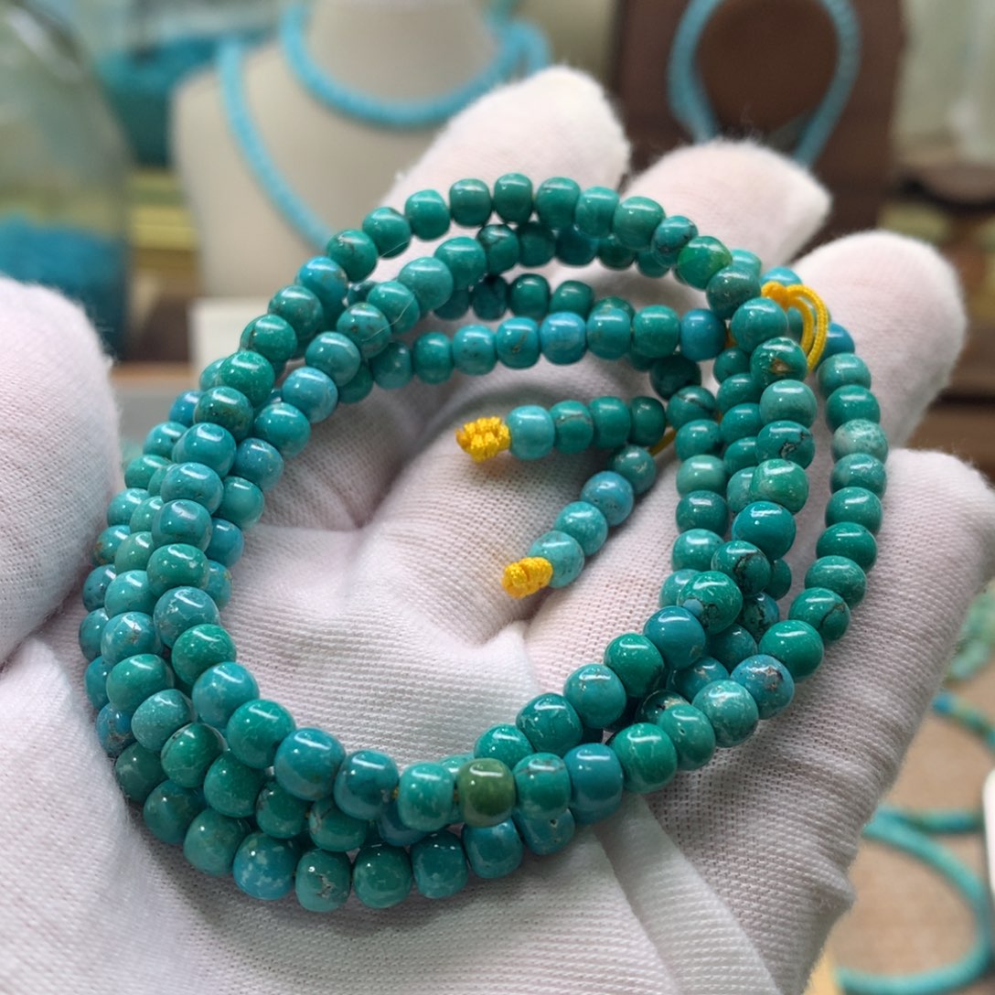 绿松石配饰未镶嵌