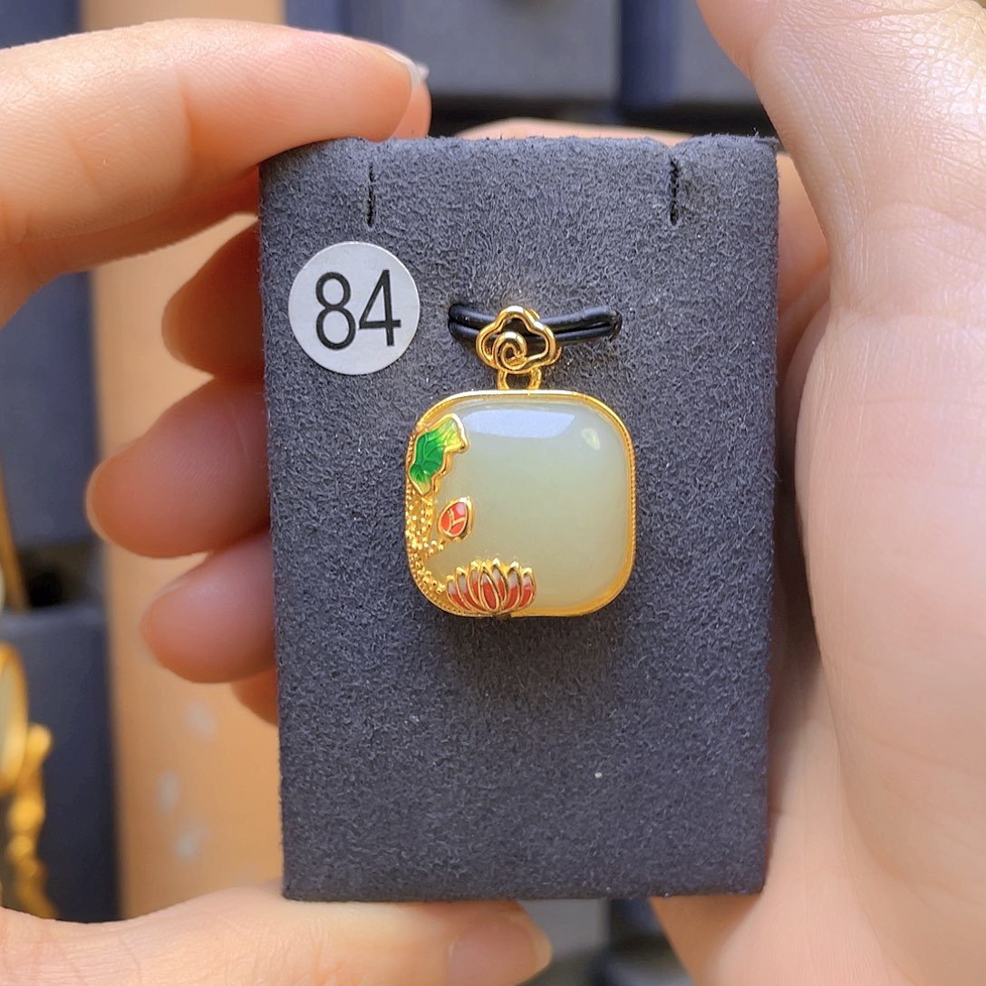 和田玉颈饰银S925镀金镶嵌