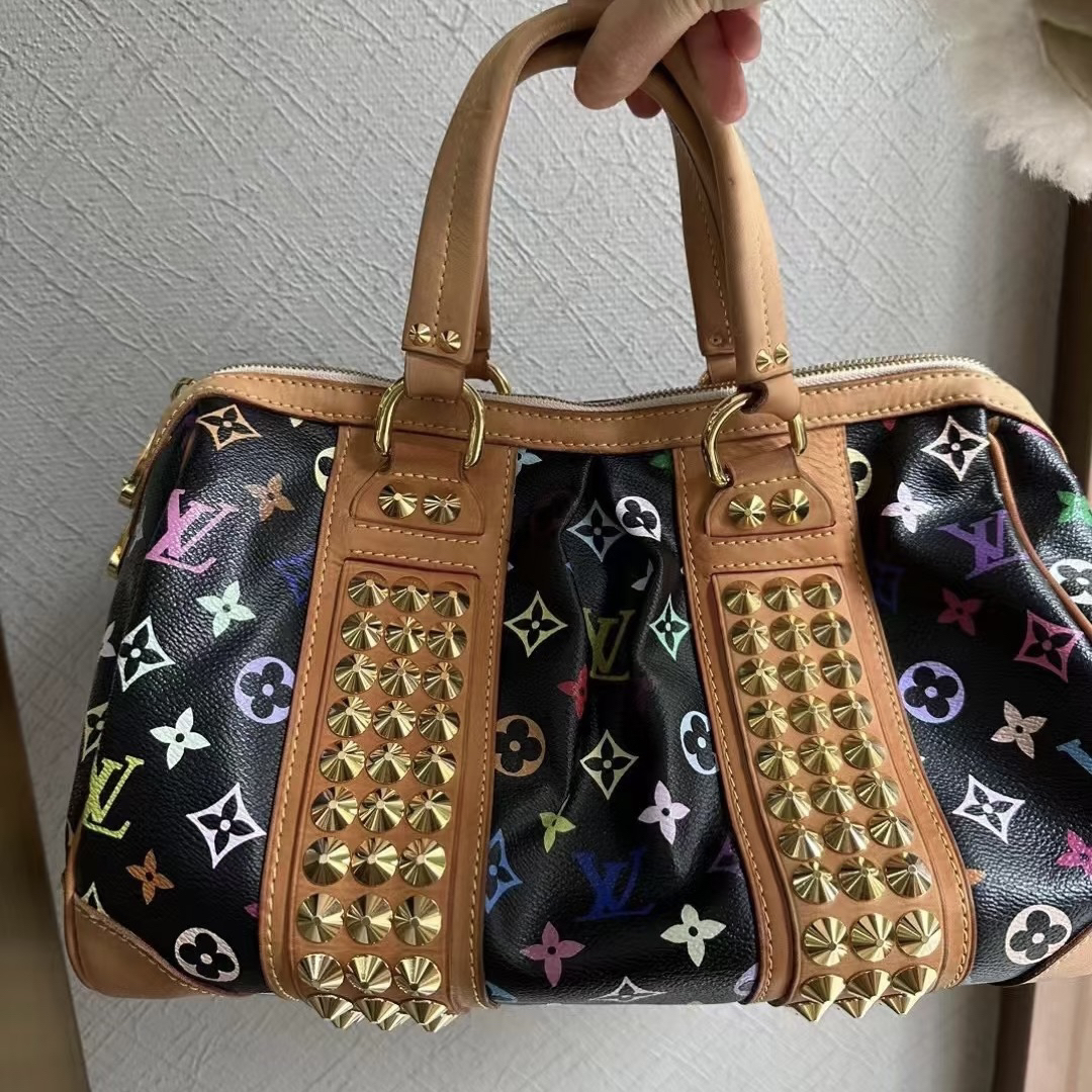 95新 LouisVuitton/路易威登 Lv黑三彩铆钉单肩包972995