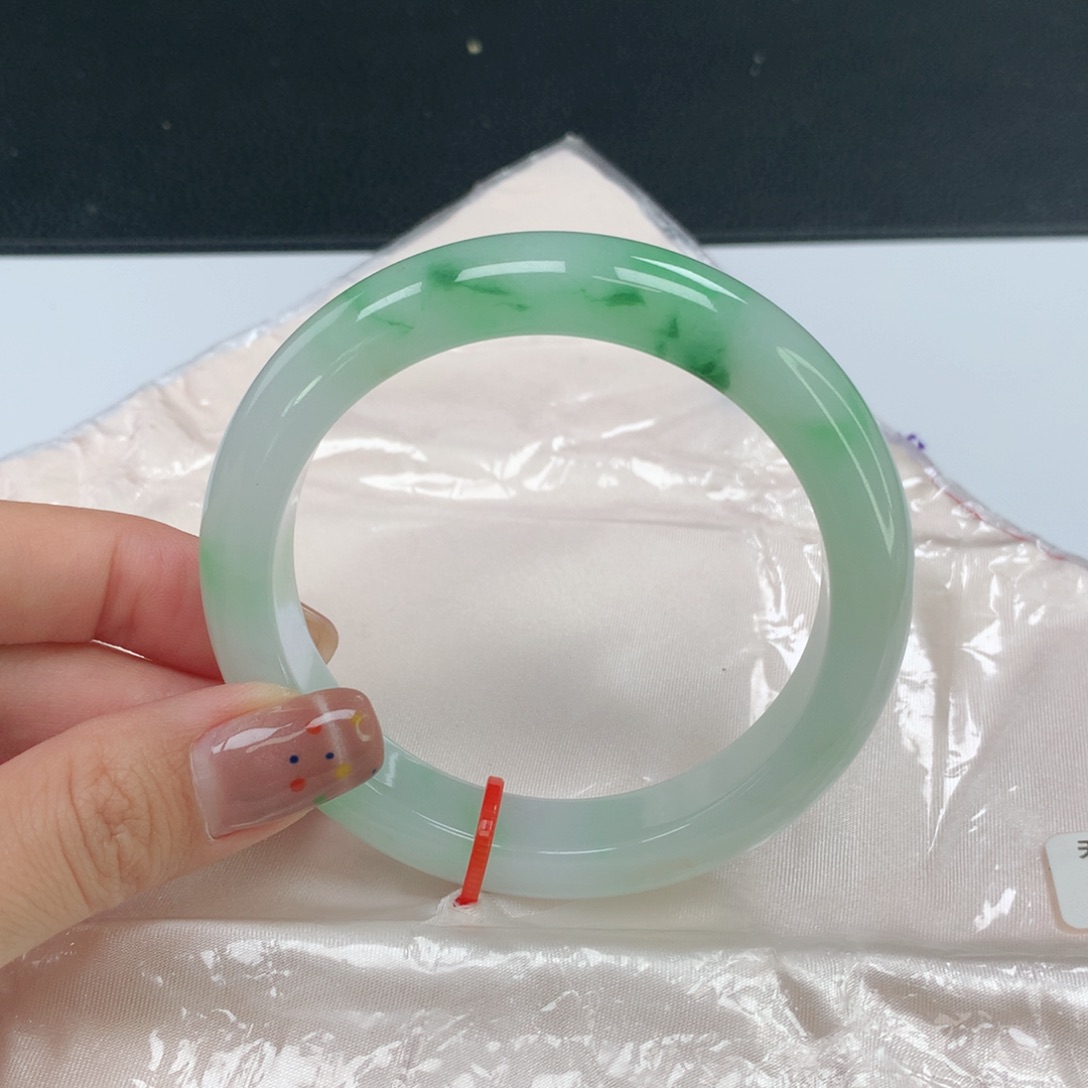 未镶嵌手镯翡翠60.4