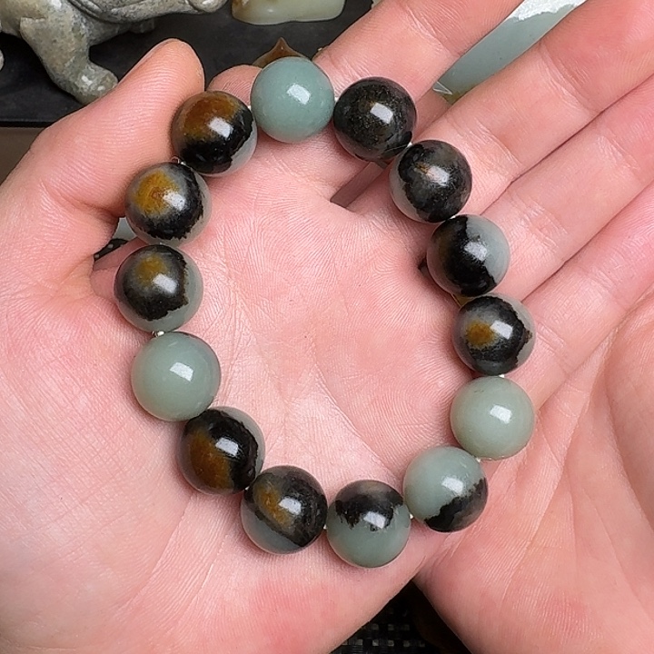 和田玉未镶嵌挂件阿*木