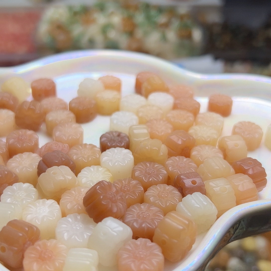 白玉菩提吊坠卡12粉橘22颗