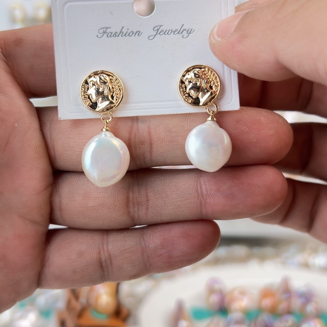 淡水珍珠耳饰未镶嵌