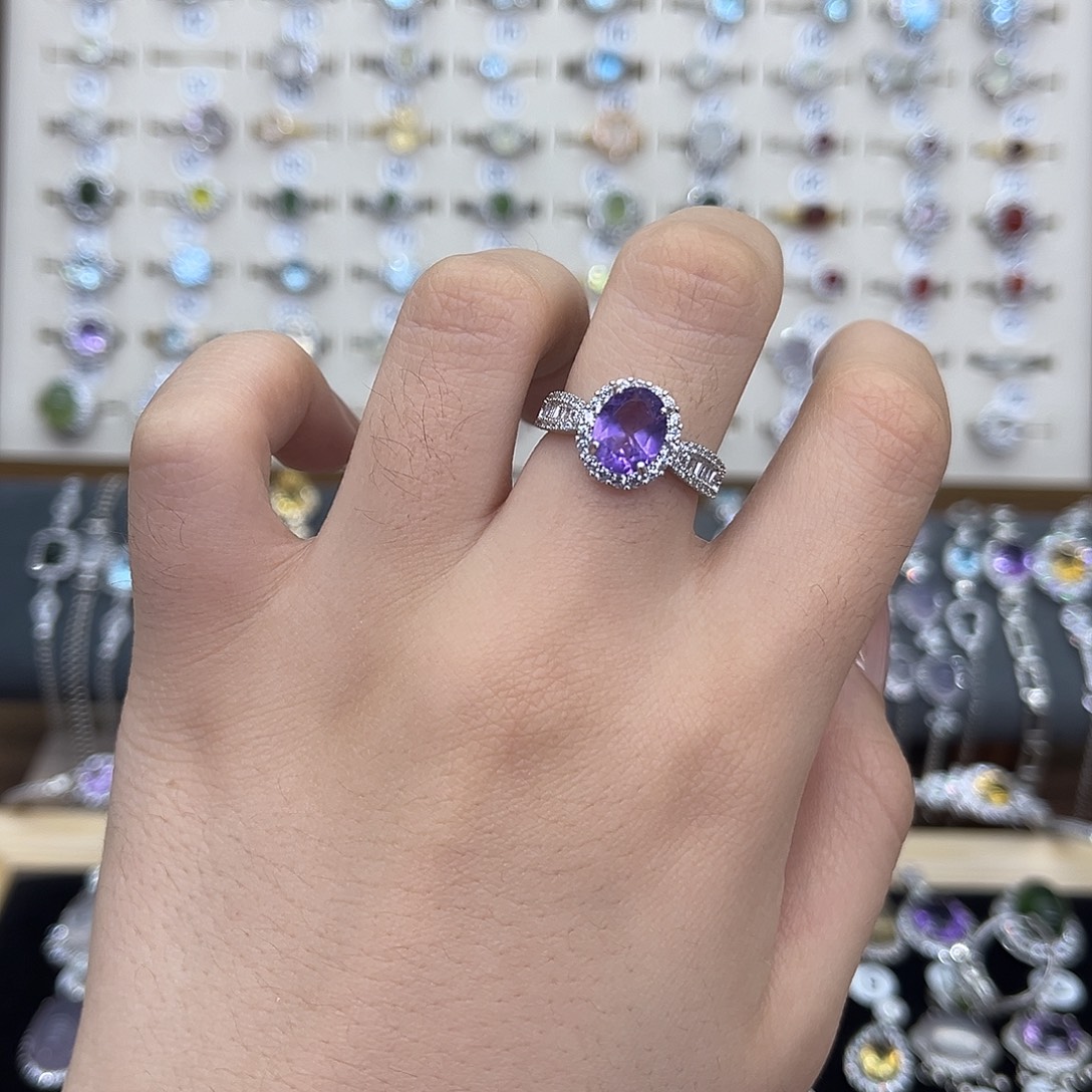 蓝***猫银S925镶嵌戒指紫晶