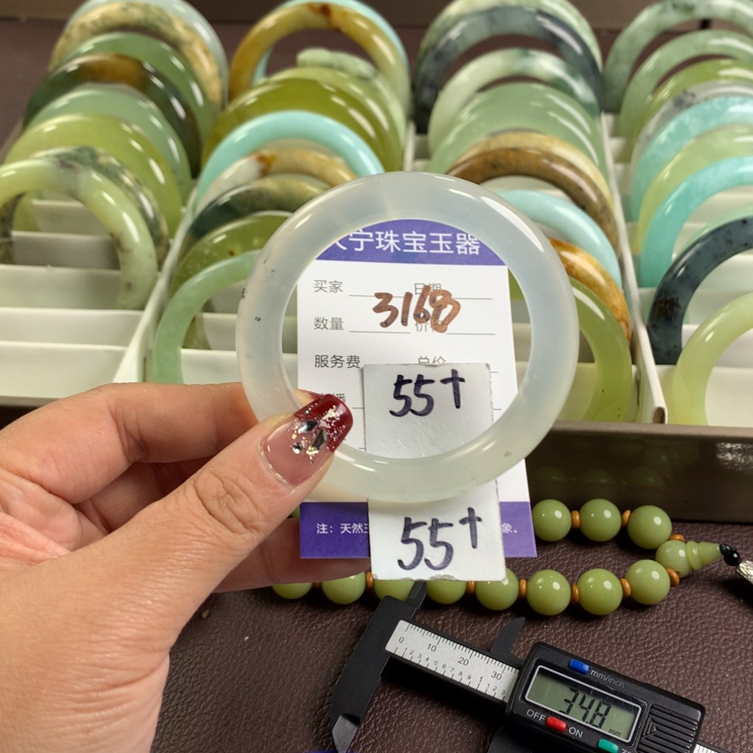 蛇纹石玉手镯未镶嵌3168