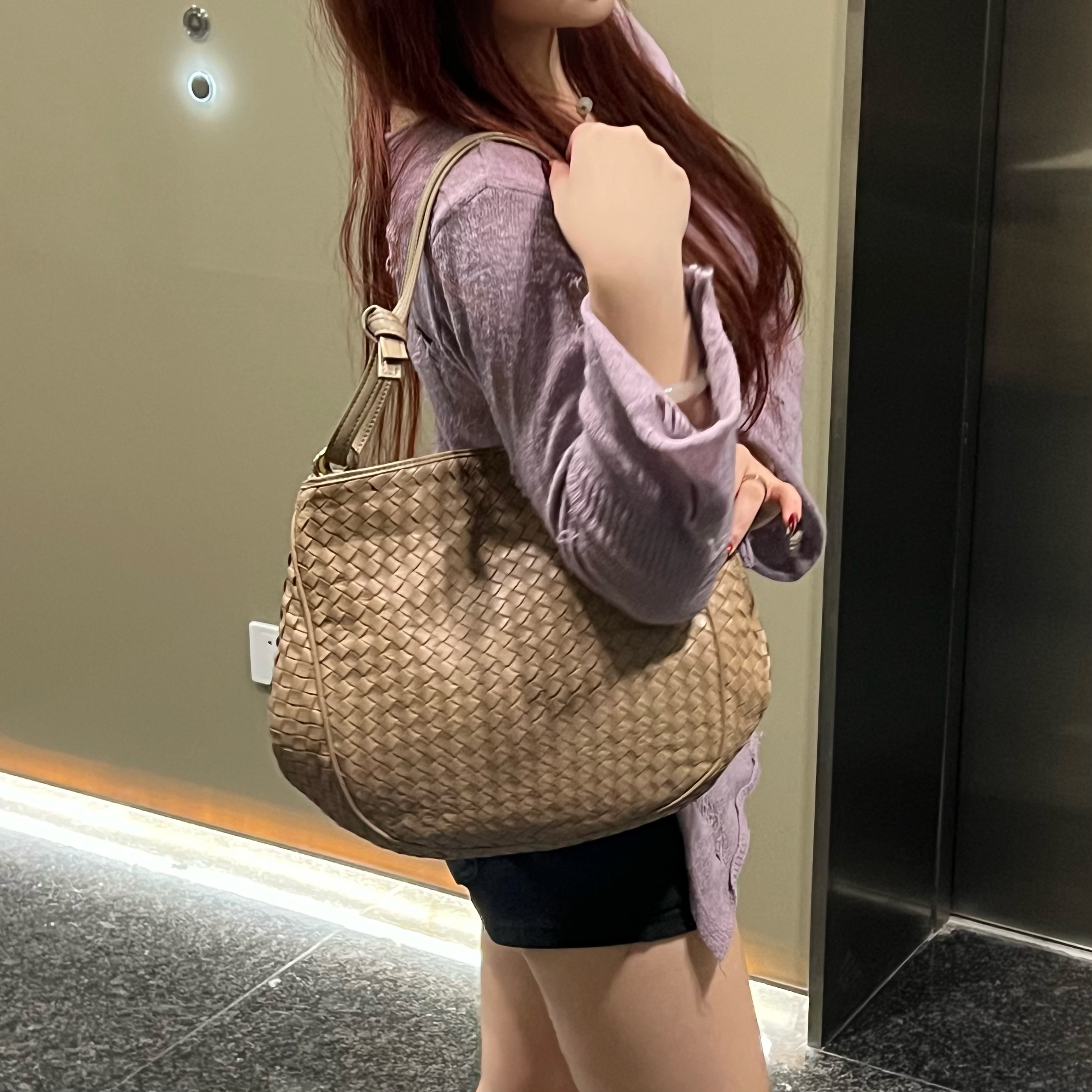 95新 BOTTEGA VENETA/葆蝶家 bv杏色编织单肩包/4599238