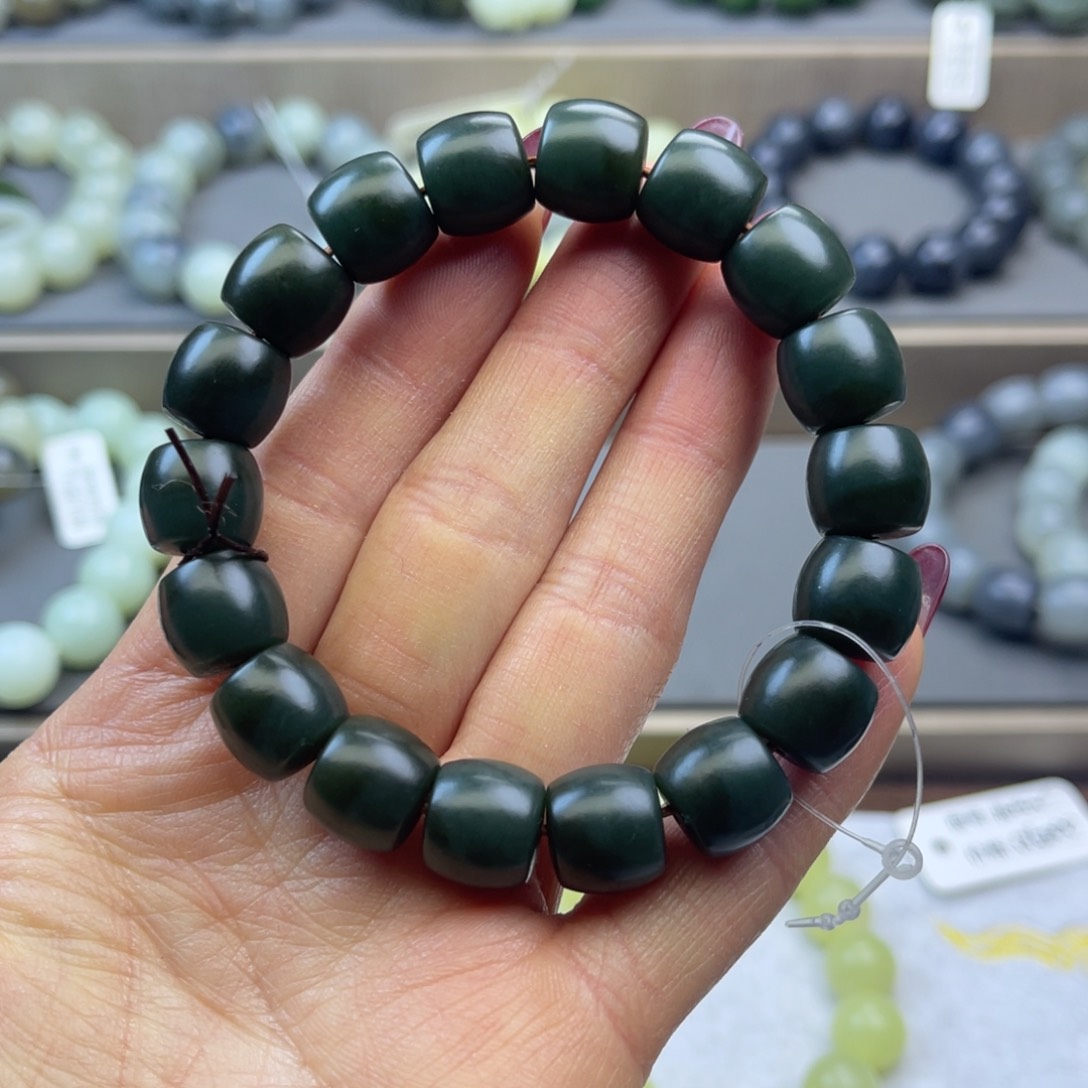 和田玉手链未镶嵌