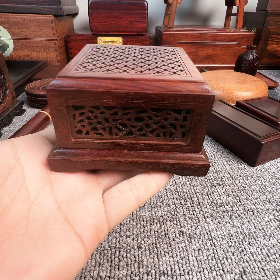 檀香紫檀（小叶紫檀）香盒