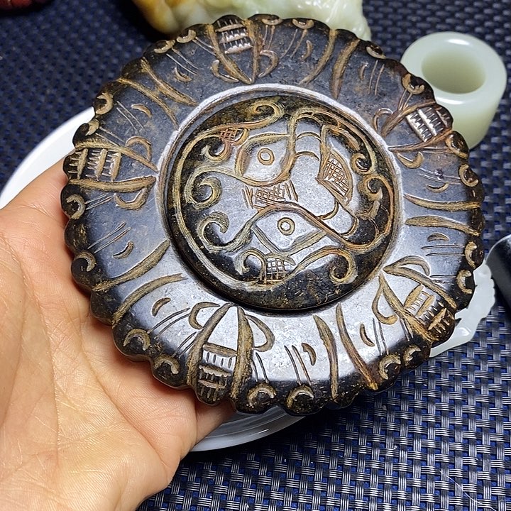 吊坠白玉菩提支持七天无理由