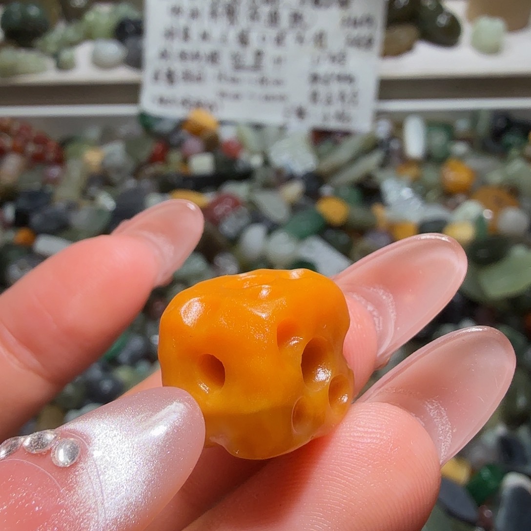 和田玉未镶嵌珠宝奇石