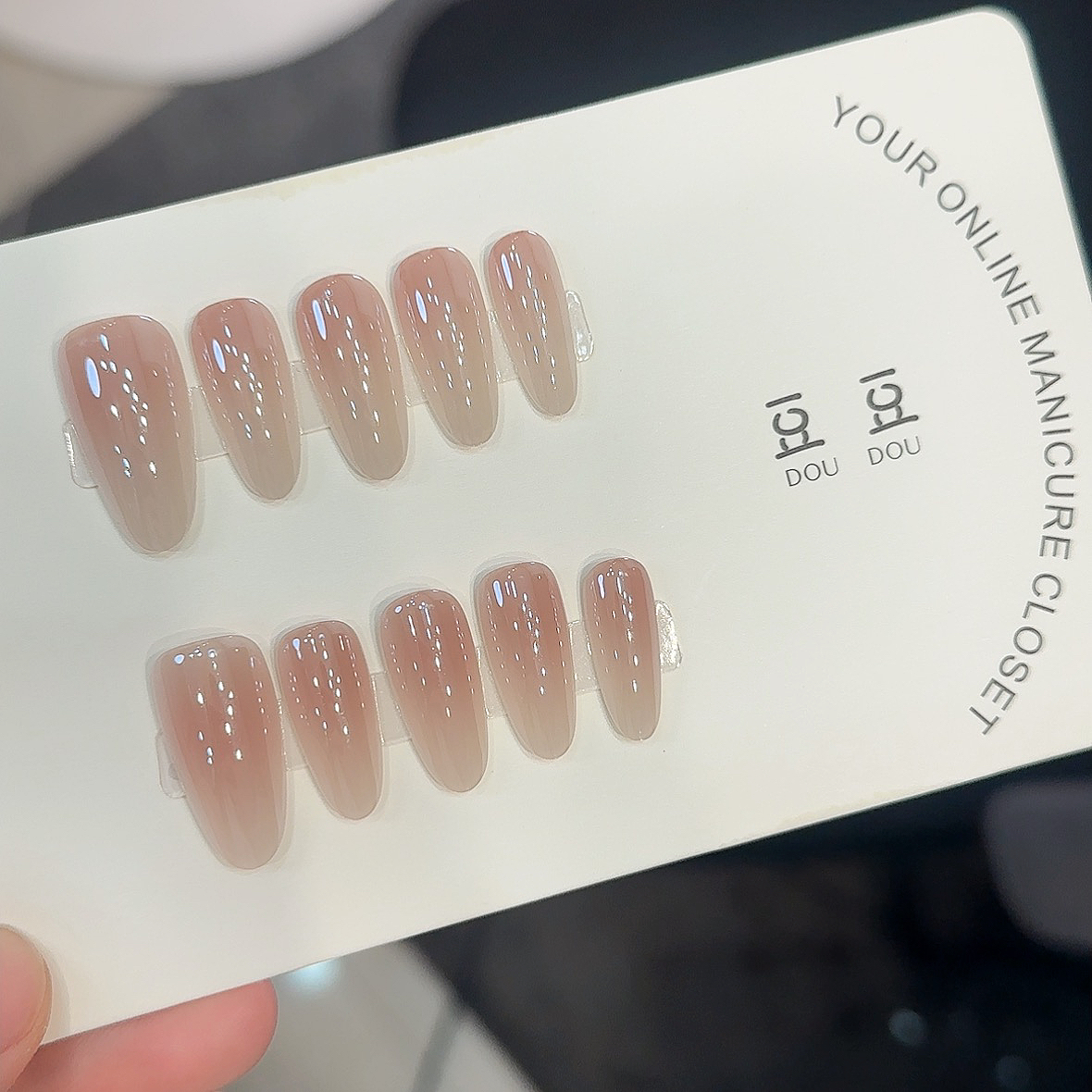 【AKOYA】阿kou呀！纯欲显白晕染渐变纯手工穿戴甲10片