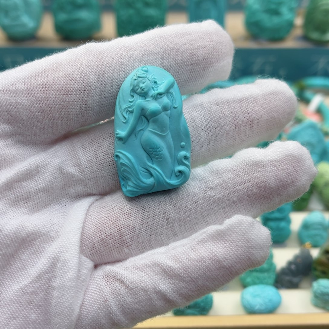 绿松石配饰未镶嵌依**牧