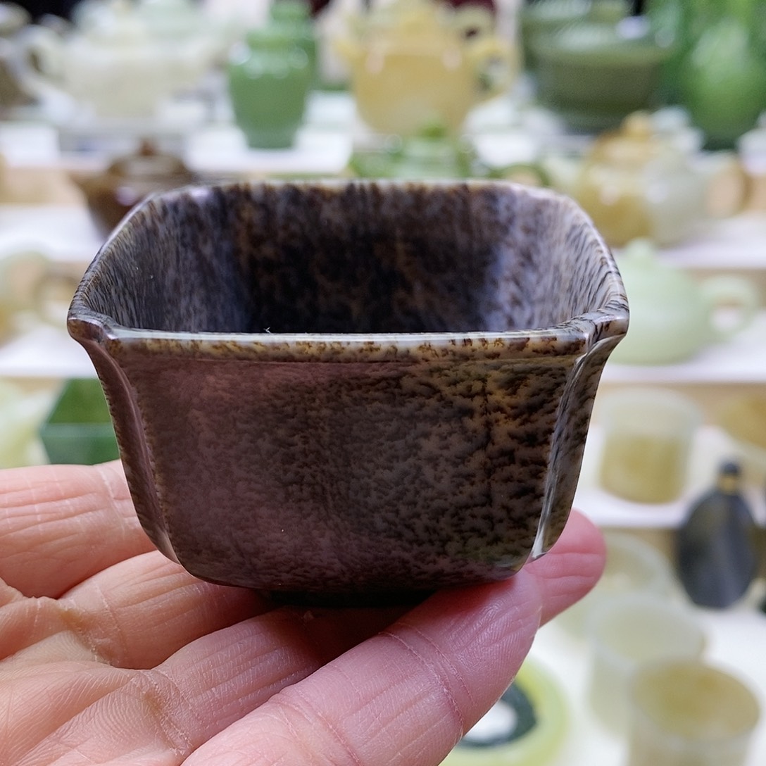 和田玉茶杯未镶嵌